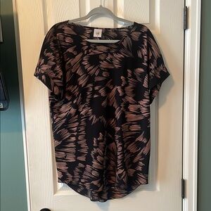 Black and Pink Patterned Top